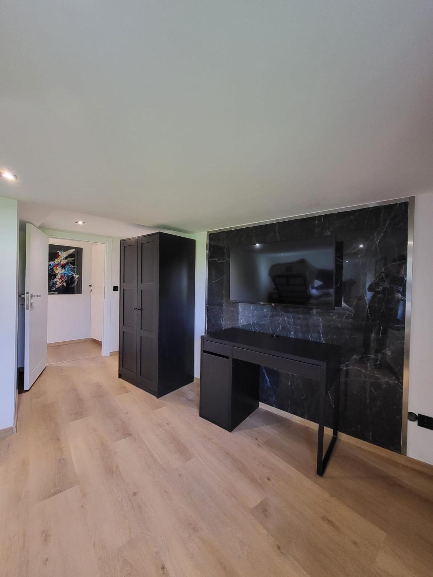 Ny-Golden Apartments-Dortmund Airport エクステリア 写真