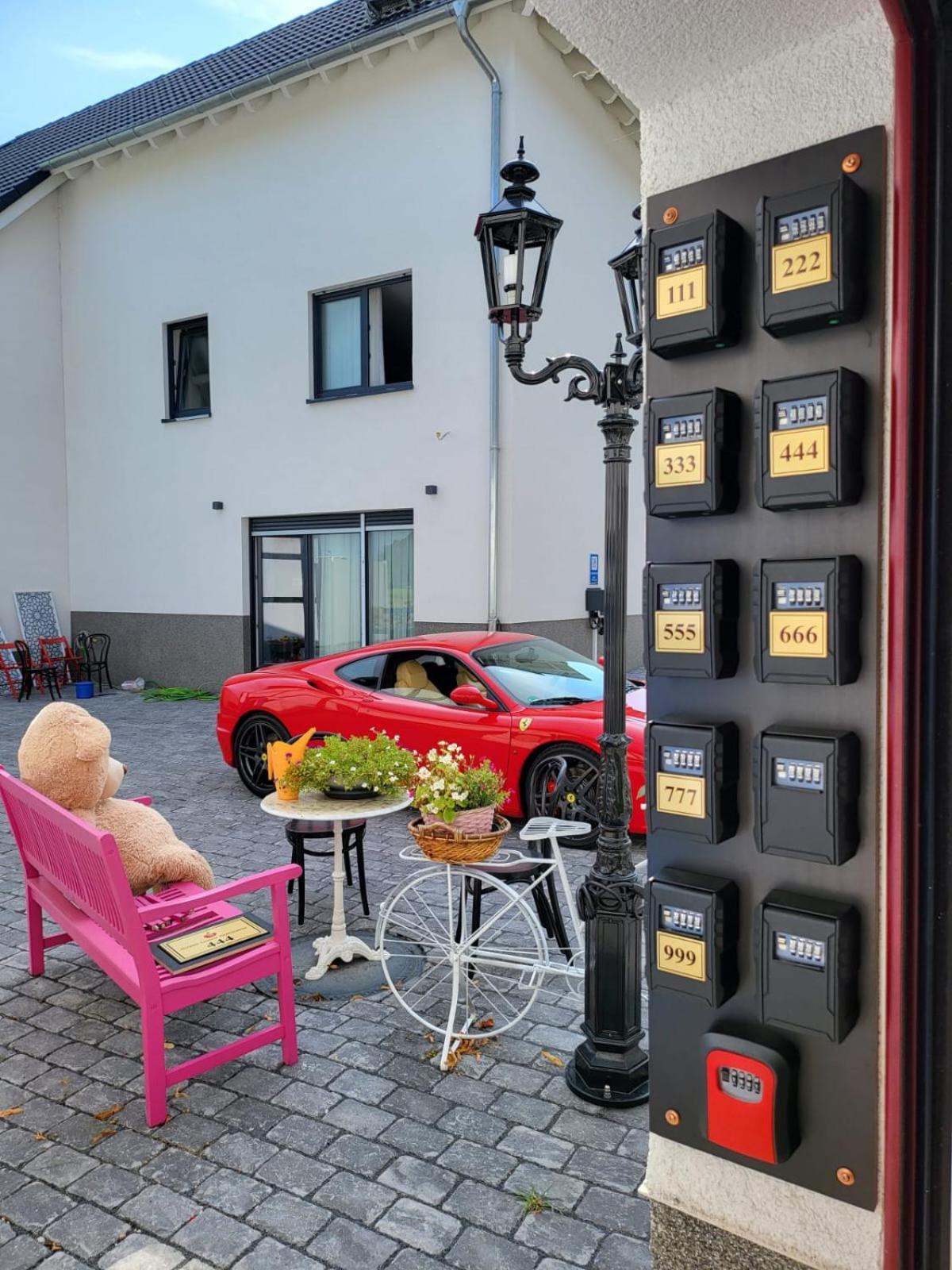 Ny-Golden Apartments-Dortmund Airport エクステリア 写真