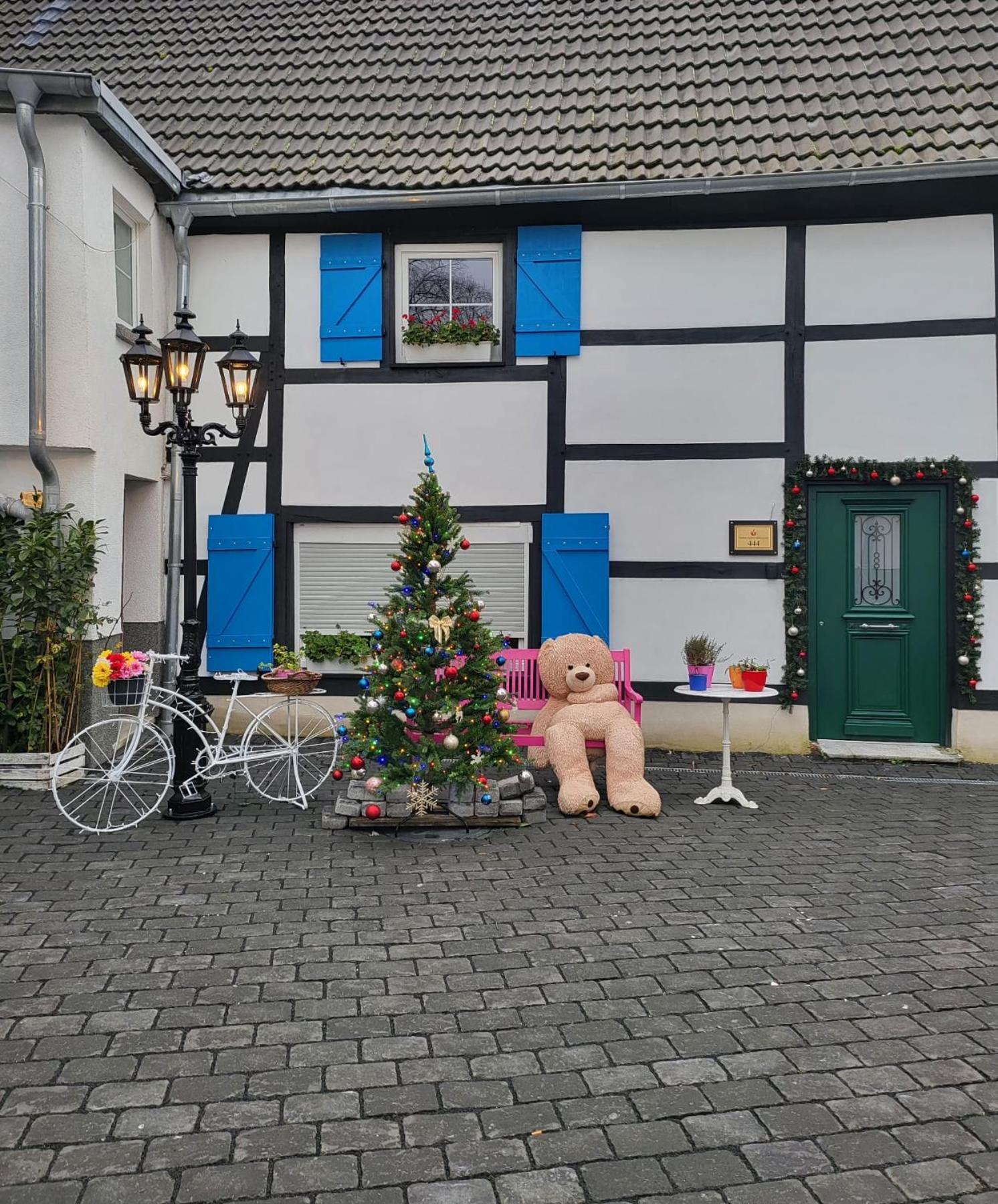 Ny-Golden Apartments-Dortmund Airport エクステリア 写真